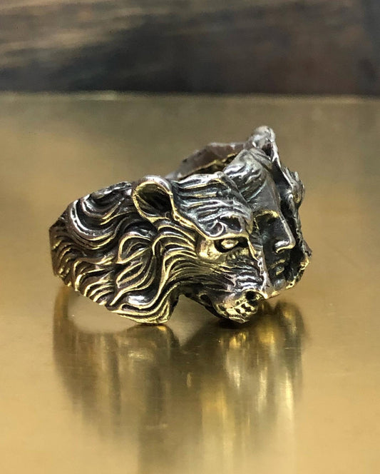 Leona Ring