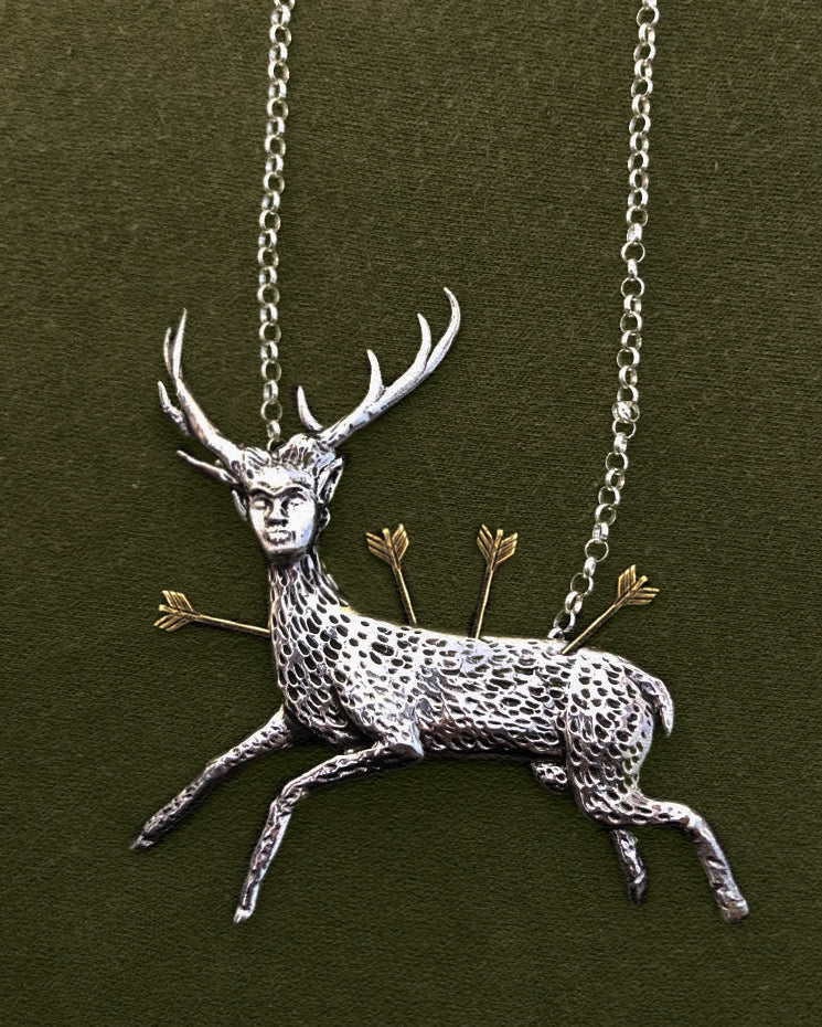 Collier Cerf Blessé